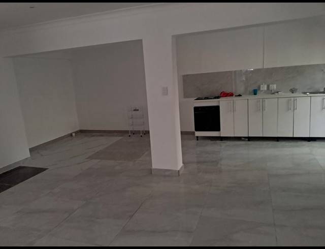 2 BEDROOM PROPERTY TO RENT IN BEREA WEST